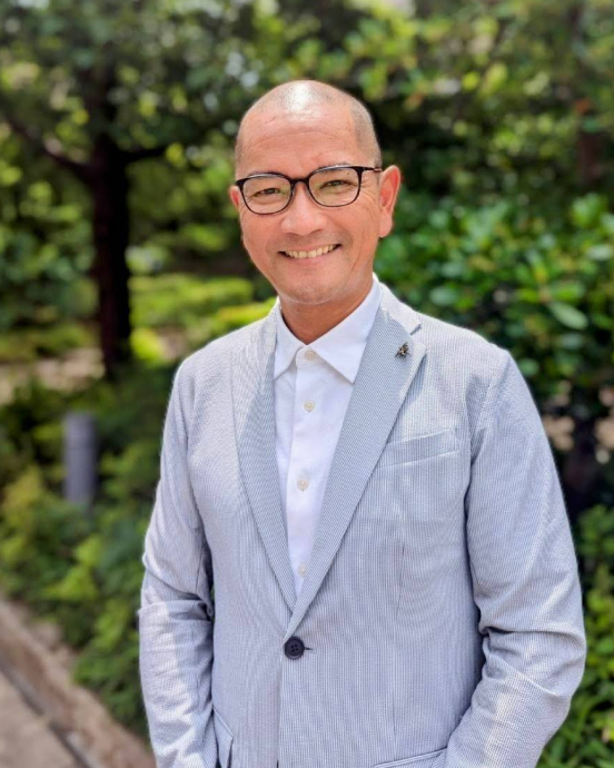 代表取締役 中嶋唯雄