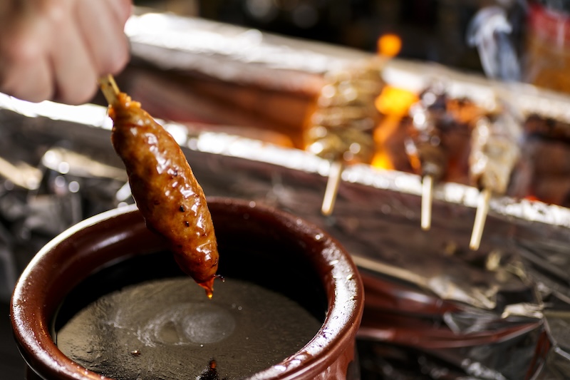 焼き鳥のタレ付け